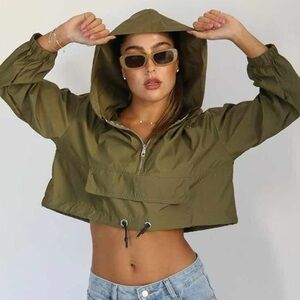 Zara Women's Sage Green Cropped Hoodie Los Angeles Pullover Sweatshirt XSmall